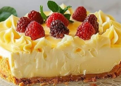 Easy White Chocolate Raspberry Cheesecake